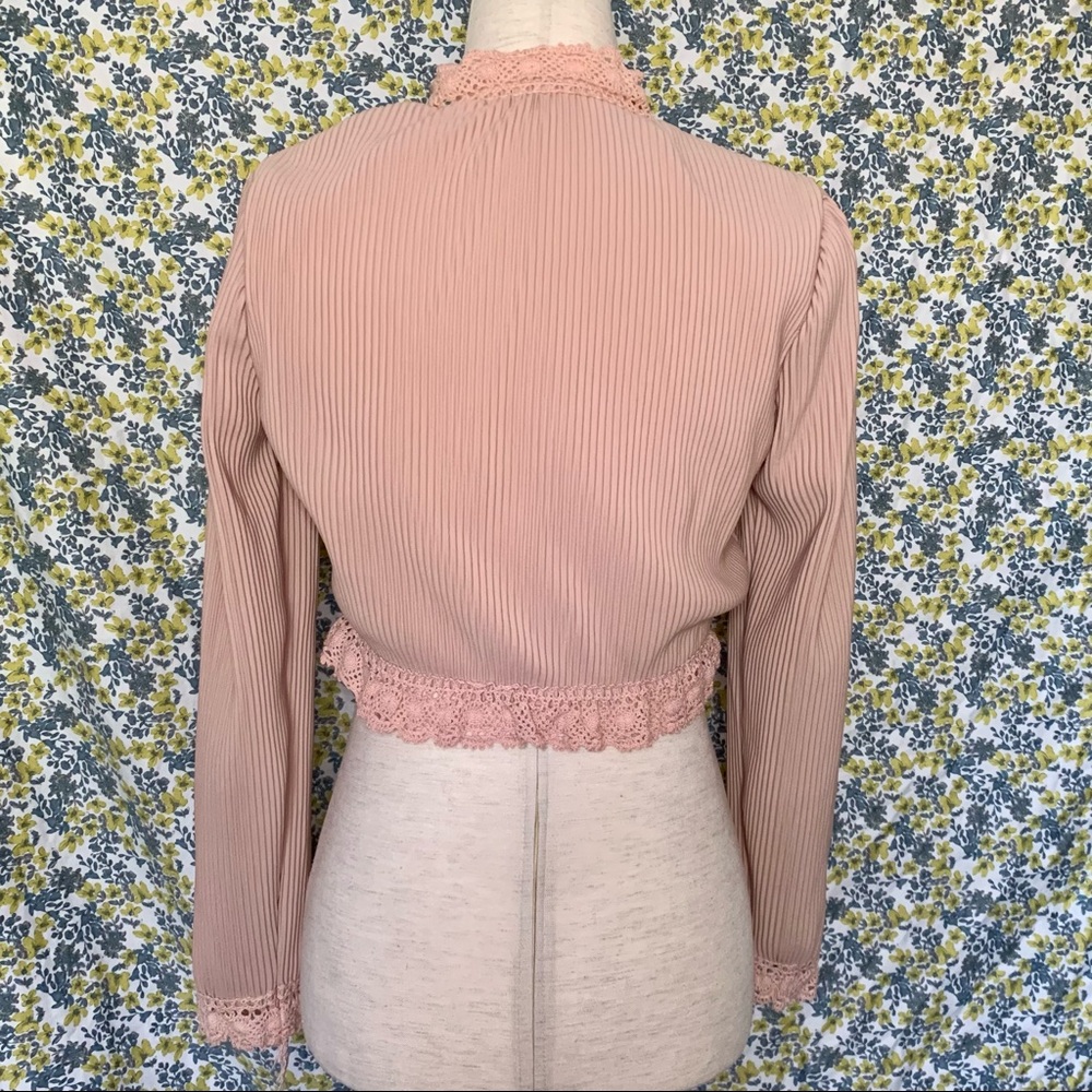 SOLD⚡️Vintage Accordion Pleated Cardigan⚡️ - Picture 3 of 10